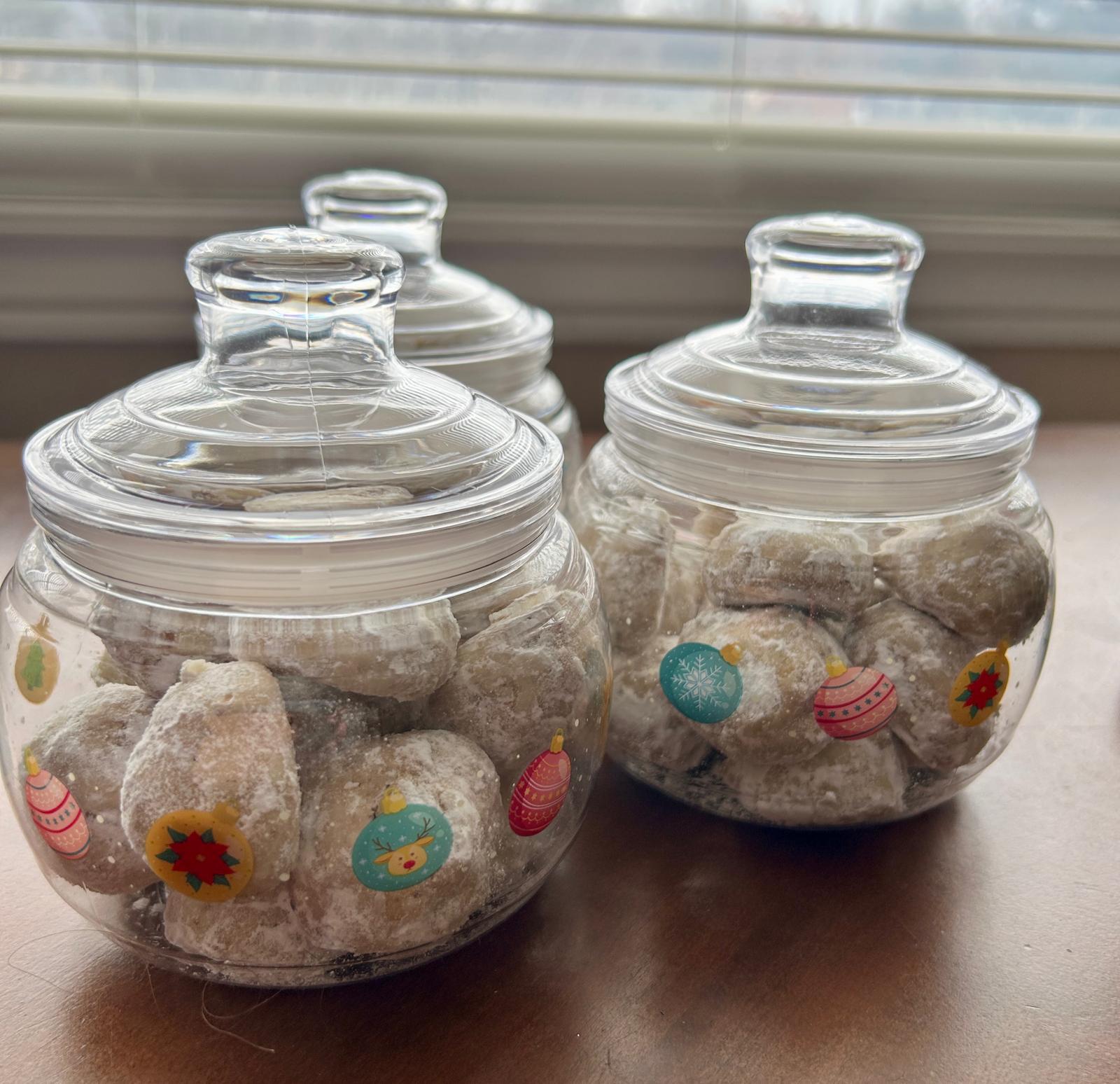 Christmas Sweet Pecan Kisses